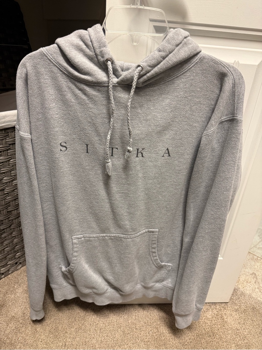 Sitka Men's Light Gray Pullover Hoodie